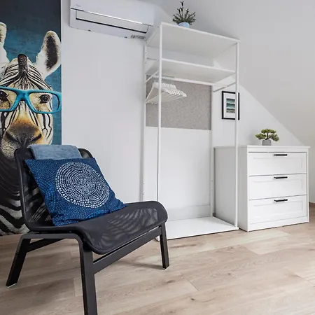 Naomi & Sophia Apartmán *